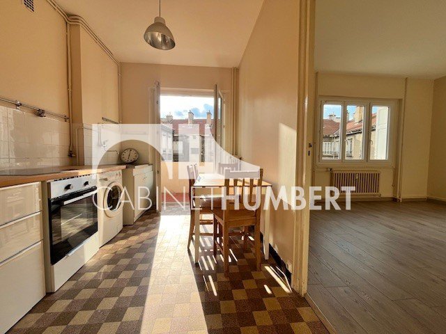 APPARTEMENT T2 A VENDRE - ST ETIENNE CENTRE VILLE - 43.1 m2 - 59 000 €