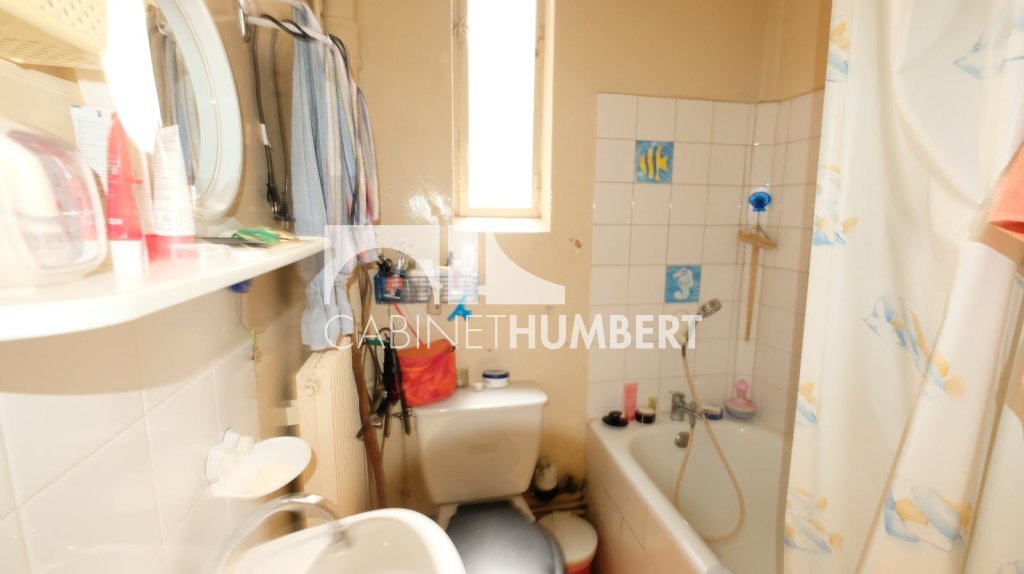 APPARTEMENT T2 A VENDRE - ST ETIENNE CENTRE VILLE - 57.85 m2 - 55 000 &euro;