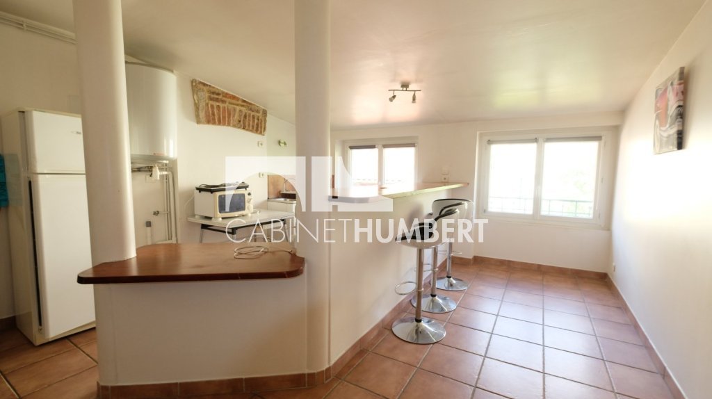 APPARTEMENT T2 A VENDRE - ST ETIENNE FACULTE / CENTRE DEUX - 40.19 m2 - 54 000 &euro;