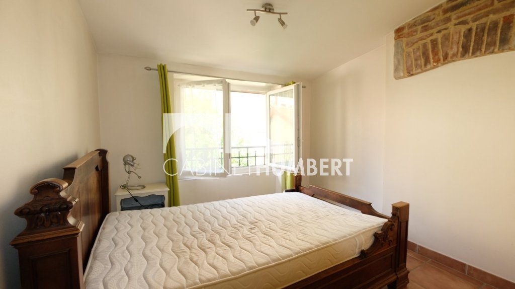 APPARTEMENT T2 A VENDRE - ST ETIENNE FACULTE / CENTRE DEUX - 40.19 m2 - 54 000 &euro;