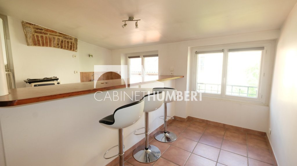 APPARTEMENT T2 A VENDRE - ST ETIENNE FACULTE / CENTRE DEUX - 40.19 m2 - 54 000 &euro;
