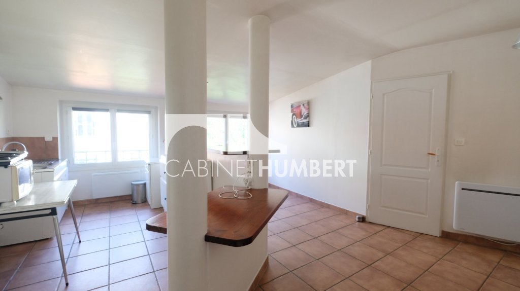 APPARTEMENT T2 A VENDRE - ST ETIENNE FACULTE / CENTRE DEUX - 40.19 m2 - 54 000 &euro;