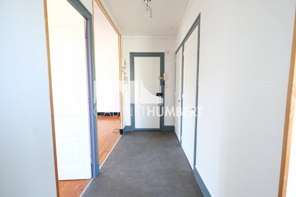 APPARTEMENT T2 A VENDRE - ST ETIENNE FAURIEL - 53.87 m2 - 85 000 €