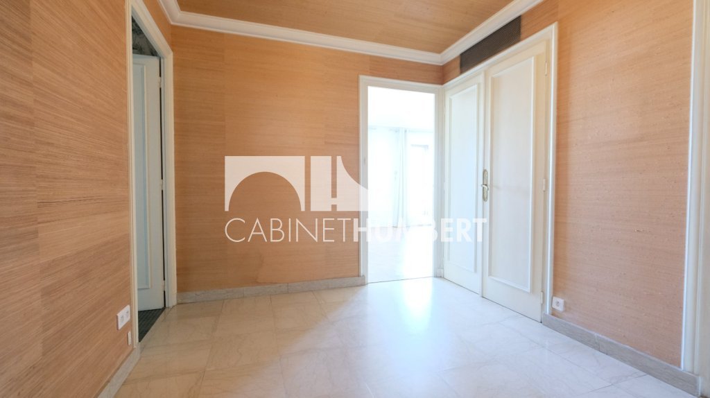 APPARTEMENT T2 A VENDRE - ST ETIENNE FAURIEL - 74 m2 - 88 500 €