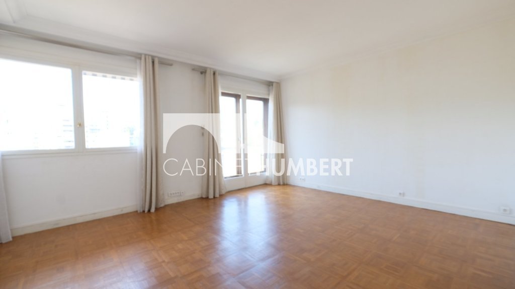 APPARTEMENT T2 A VENDRE - ST ETIENNE FAURIEL - 74 m2 - 88 500 €