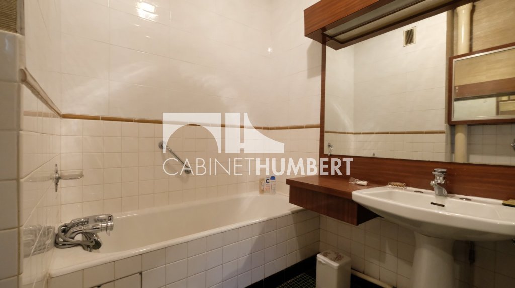 APPARTEMENT T2 A VENDRE - ST ETIENNE FAURIEL - 74 m2 - 88 500 €