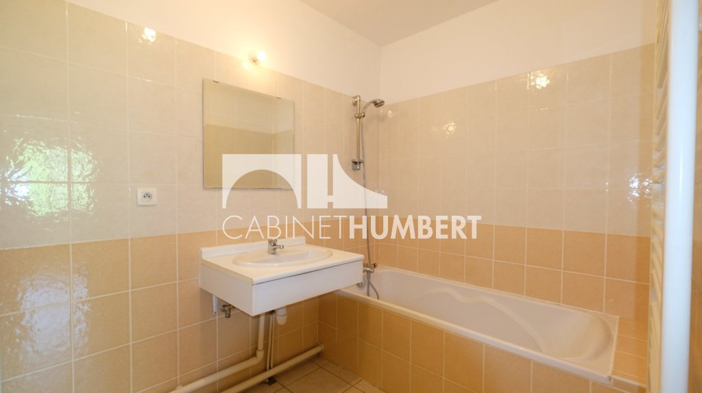 APPARTEMENT T2 - ST ETIENNE FAURIEL - 50.61 m2 - VENDU