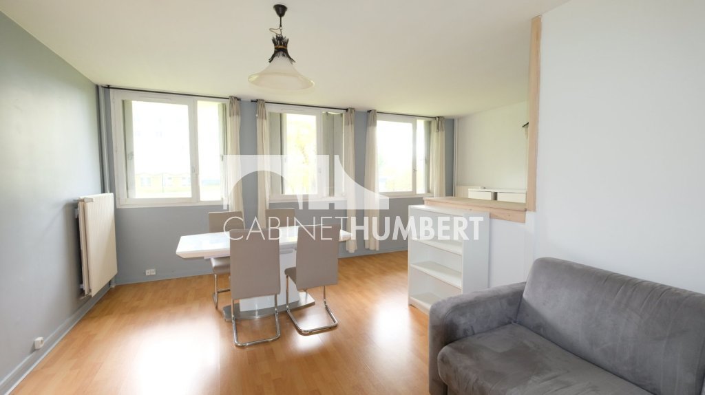 APPARTEMENT T2 A VENDRE - ST ETIENNE FAURIEL - 54.1 m2 - 67 000 &euro;