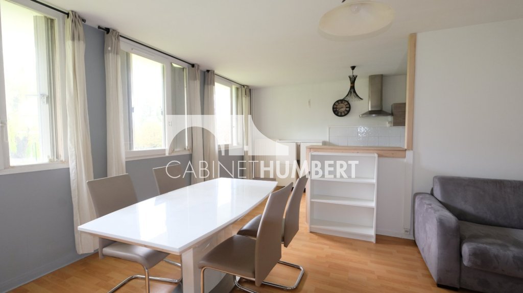 APPARTEMENT T2 A VENDRE - ST ETIENNE FAURIEL - 54.1 m2 - 67 000 &euro;