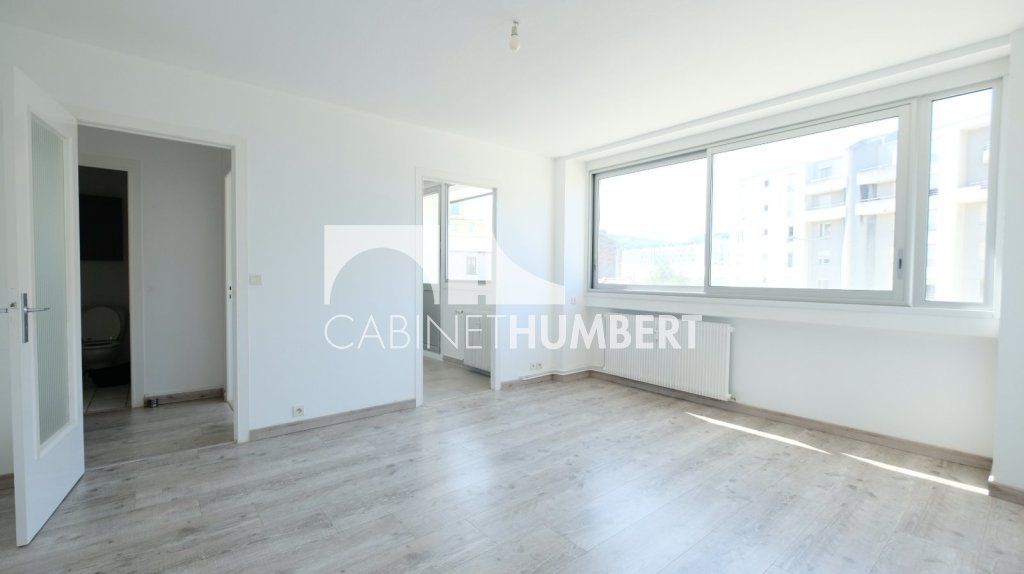 APPARTEMENT T2 A VENDRE - ST ETIENNE FAURIEL - 46 m2 - 94 000 &euro;