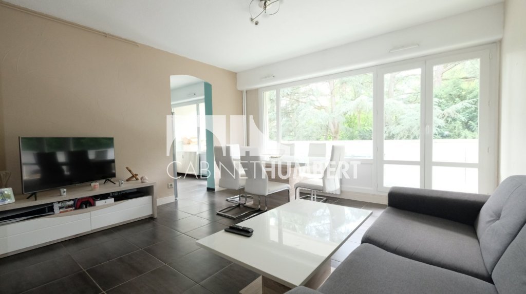 APPARTEMENT T2 A VENDRE - ST ETIENNE FAURIEL - 57.4 m2 - 85 000 &euro;