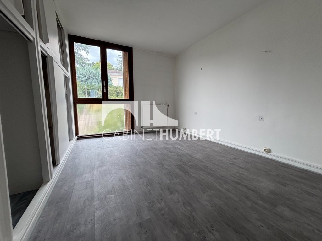 APPARTEMENT T2 A VENDRE - ST ETIENNE LA RIVIERE - 53 m2 - 51 000 &euro;