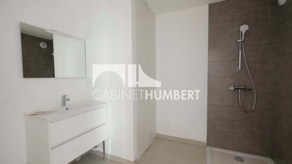 APPARTEMENT T2 A VENDRE - ST ETIENNE MONTAUD - 46.4 m2 - 158500€