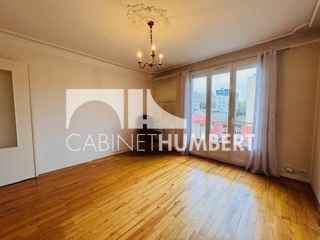 APPARTEMENT T2 A VENDRE - ST ETIENNE MONTPLAISIR - 47.9 m2 - 53000€