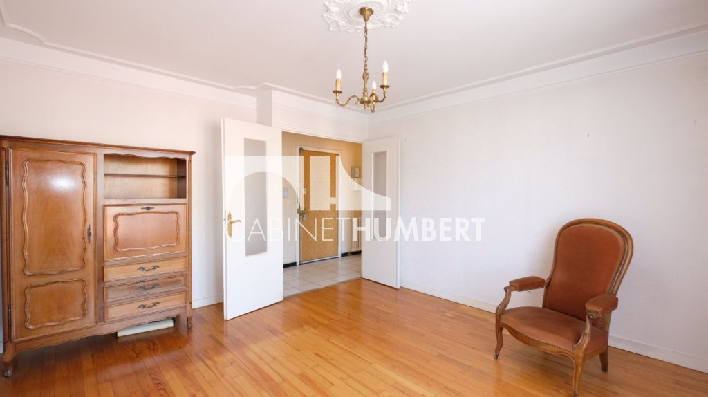 APPARTEMENT T2 A VENDRE - ST ETIENNE MONTPLAISIR - 47.9 m2 - 53 000 &euro;