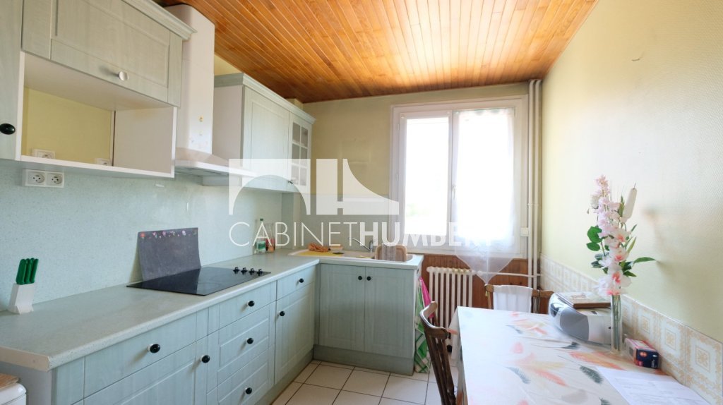 APPARTEMENT T2 A VENDRE - ST ETIENNE MONTPLAISIR - 47.9 m2 - 53 000 &euro;