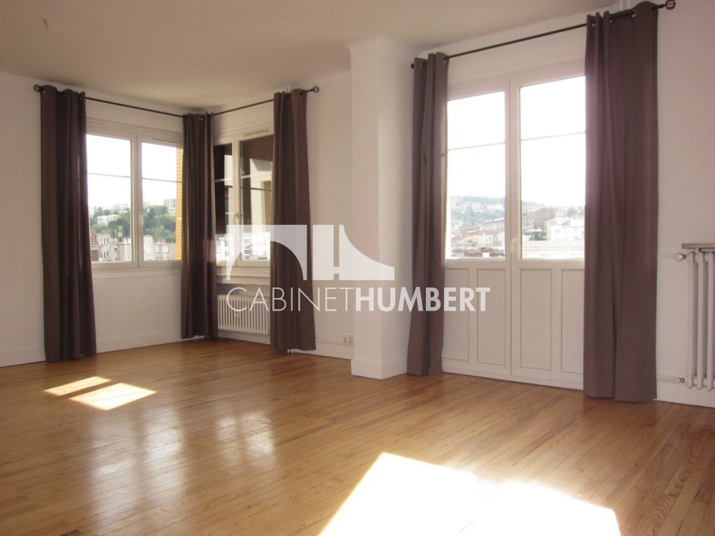 APPARTEMENT T3 A LOUER - ST ETIENNE BADOUILLÈRE - 77 m2 - 715 € charges comprises par mois