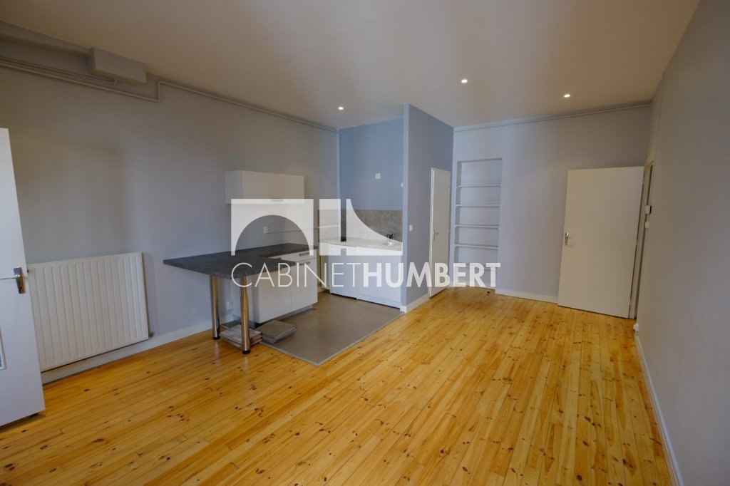 APPARTEMENT T3 A LOUER - ST ETIENNE BADOUILLRE - 57.38 m2 - 470€ charges comprises par mois