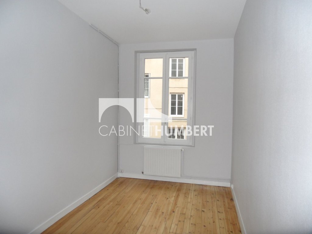 APPARTEMENT T3 A LOUER - ST ETIENNE BADOUILLRE - 57.38 m2 - 470€ charges comprises par mois