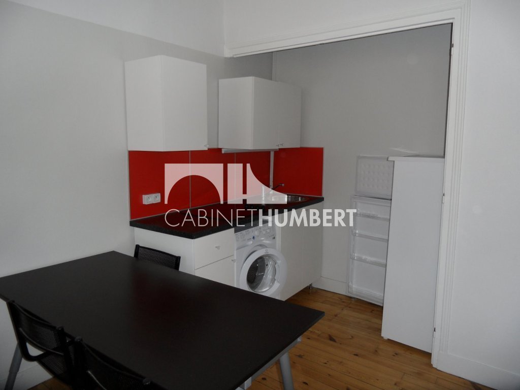 APPARTEMENT T3 A LOUER - ST ETIENNE CENTRE VILLE - 50.19 m2 - 500 &euro; charges comprises par mois