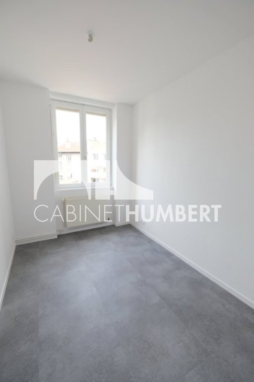 APPARTEMENT T3 A LOUER - ST ETIENNE CENTRE VILLE - 55.78 m2 - 540€ charges comprises par mois