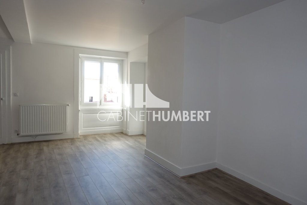 APPARTEMENT T3 A LOUER - ST ETIENNE CENTRE VILLE - 73.4 m2 - 610 &euro; charges comprises par mois