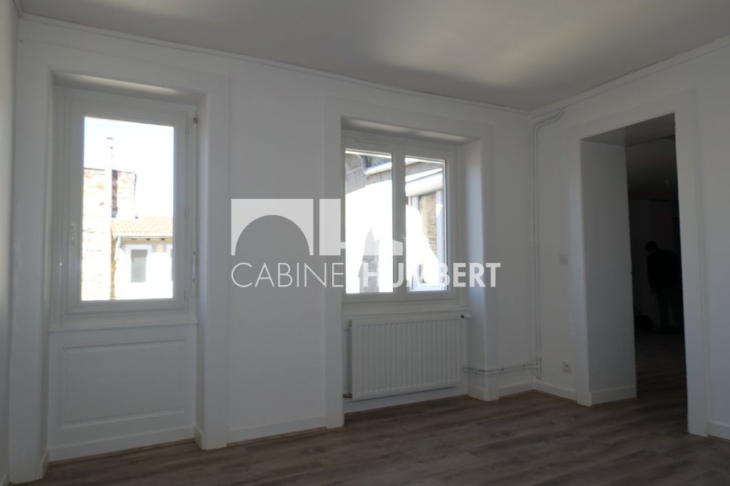 APPARTEMENT T3 A LOUER - ST ETIENNE CENTRE VILLE - 73.4 m2 - 610 &euro; charges comprises par mois