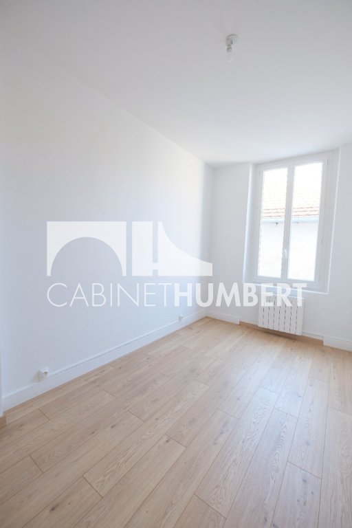 APPARTEMENT T3 A LOUER - ST ETIENNE CENTRE VILLE - 53 m2 - 585€ charges comprises par mois
