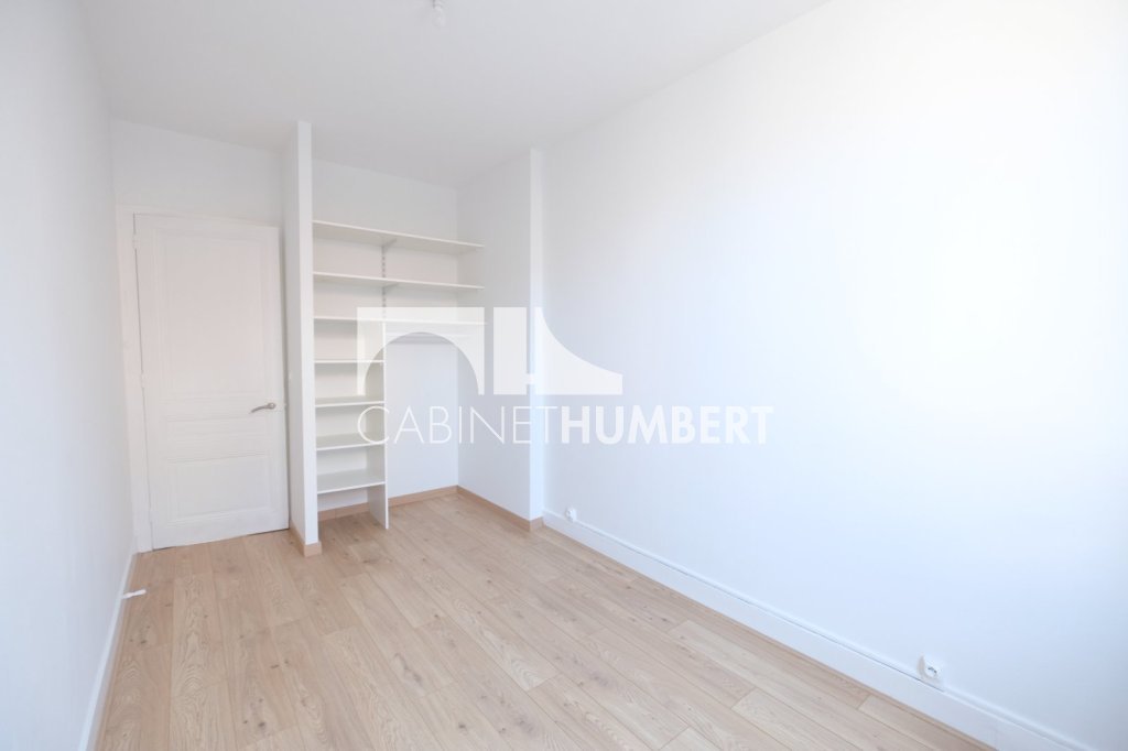 APPARTEMENT T3 A LOUER - ST ETIENNE CENTRE VILLE - 53 m2 - 585€ charges comprises par mois