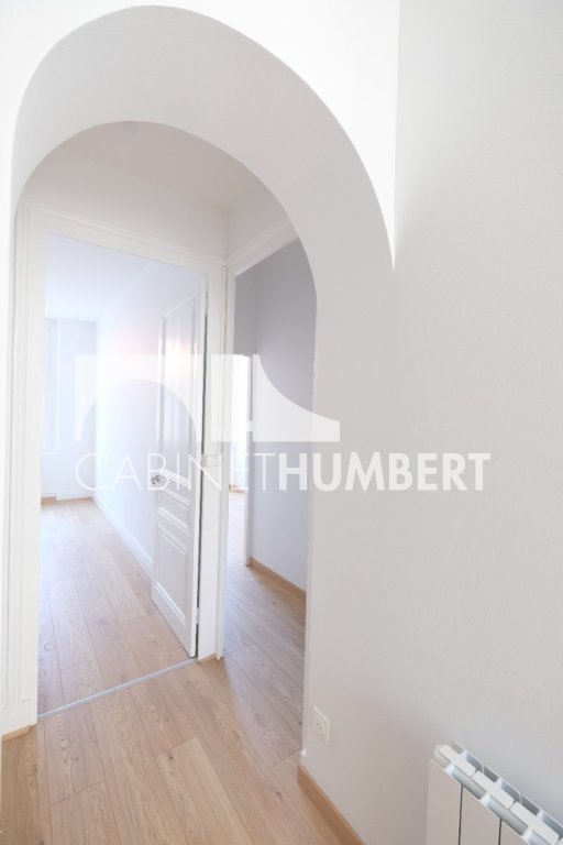 APPARTEMENT T3 A LOUER - ST ETIENNE CENTRE VILLE - 53 m2 - 585€ charges comprises par mois