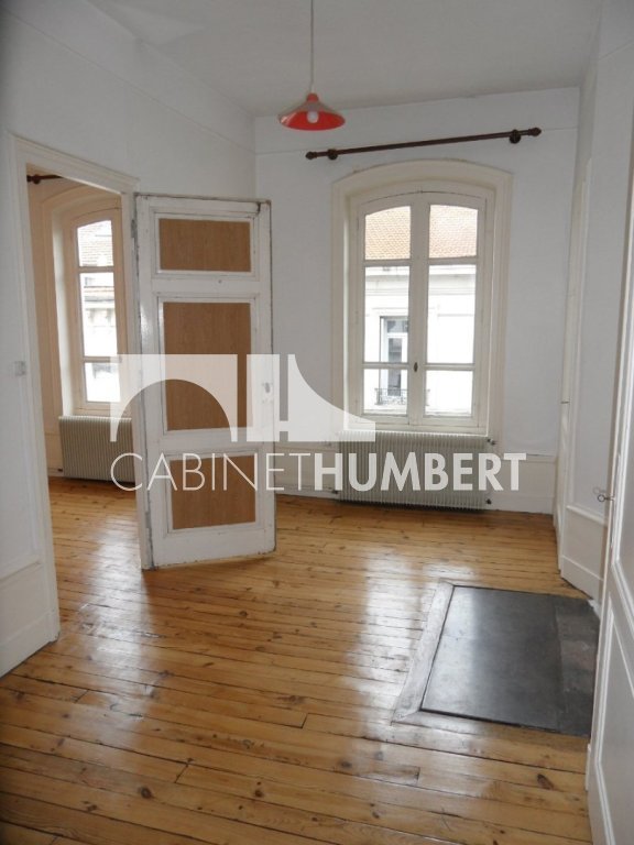 APPARTEMENT T3 A LOUER - ST ETIENNE CENTRE VILLE - 53 m2 - 425 &euro; charges comprises par mois