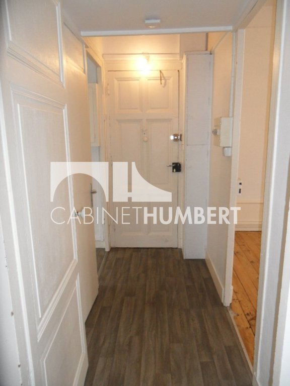 APPARTEMENT T3 A LOUER - ST ETIENNE CENTRE VILLE - 53 m2 - 425 &euro; charges comprises par mois