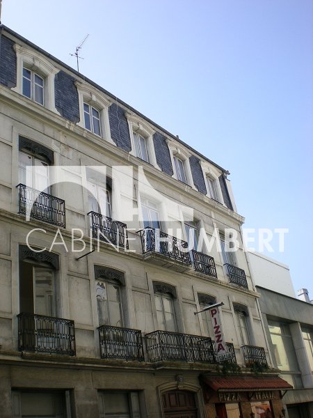 APPARTEMENT T3 A LOUER - ST ETIENNE CENTRE VILLE - 53 m2 - 425 &euro; charges comprises par mois