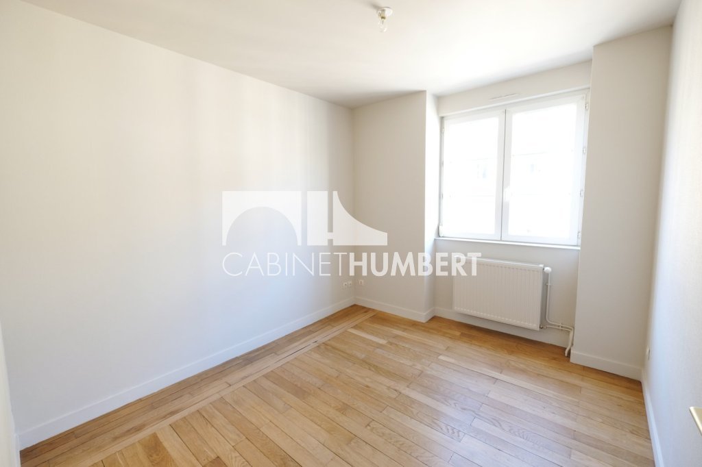 APPARTEMENT T3 A LOUER - ST ETIENNE CENTRE VILLE - 62 m2 - 595 &euro; charges comprises par mois