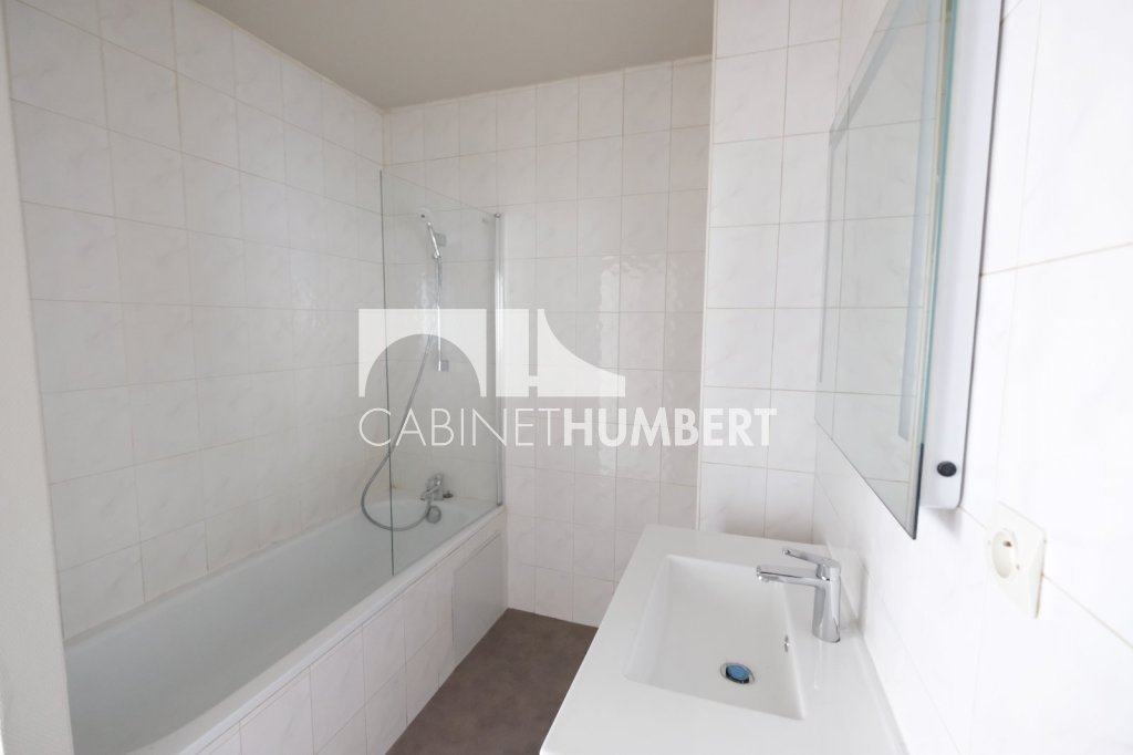 APPARTEMENT T3 A LOUER - ST ETIENNE CENTRE VILLE - 62 m2 - 595 &euro; charges comprises par mois