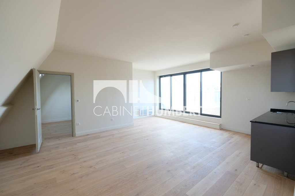 HYPER CENTRE T3 A LOUER - ST ETIENNE CENTRE VILLE - 90.91 m2 - 985 &euro; charges comprises par mois
