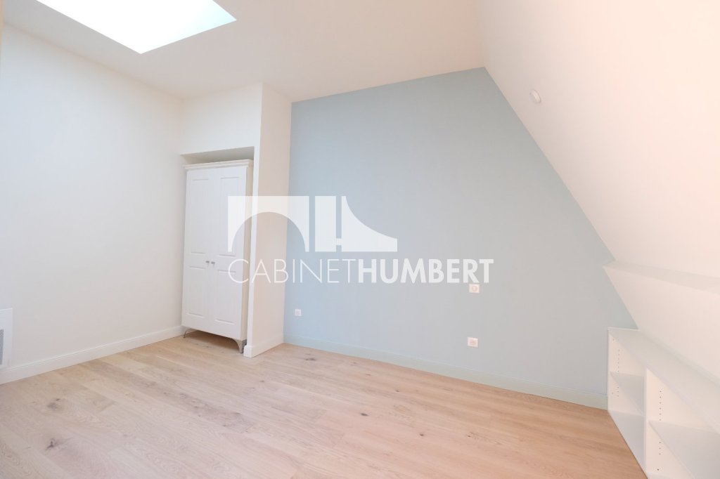 APPARTEMENT T3 A LOUER - ST ETIENNE CENTRE VILLE - 85.5 m2 - 1090€ charges comprises par mois