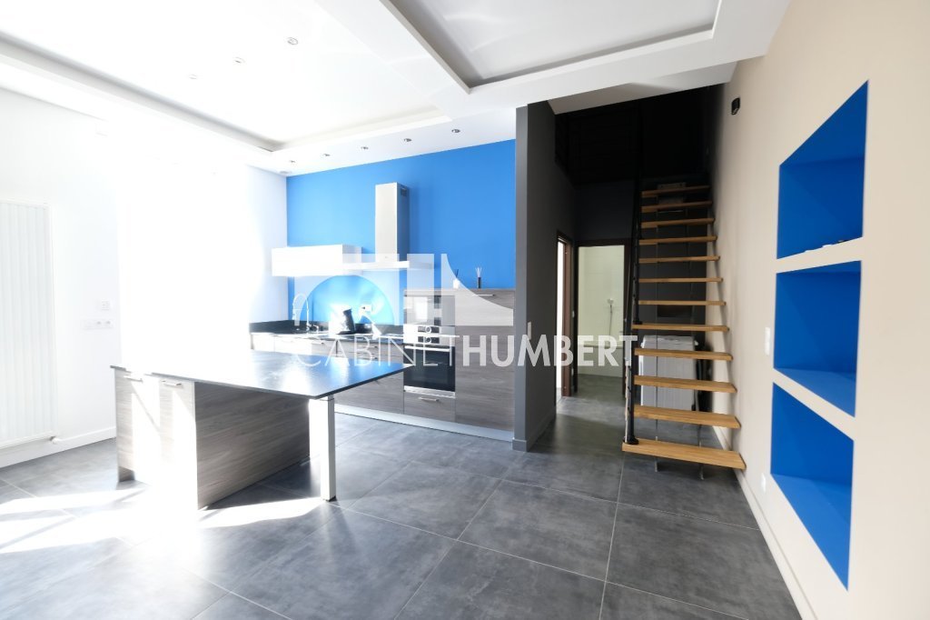APPARTEMENT T3 A LOUER - ST ETIENNE CENTRE VILLE - 60.85 m2 - 665€ charges comprises par mois