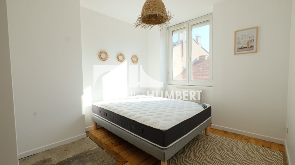 centre ville A LOUER - ST ETIENNE CENTRE VILLE - 61 m2 - 650 &euro; charges comprises par mois