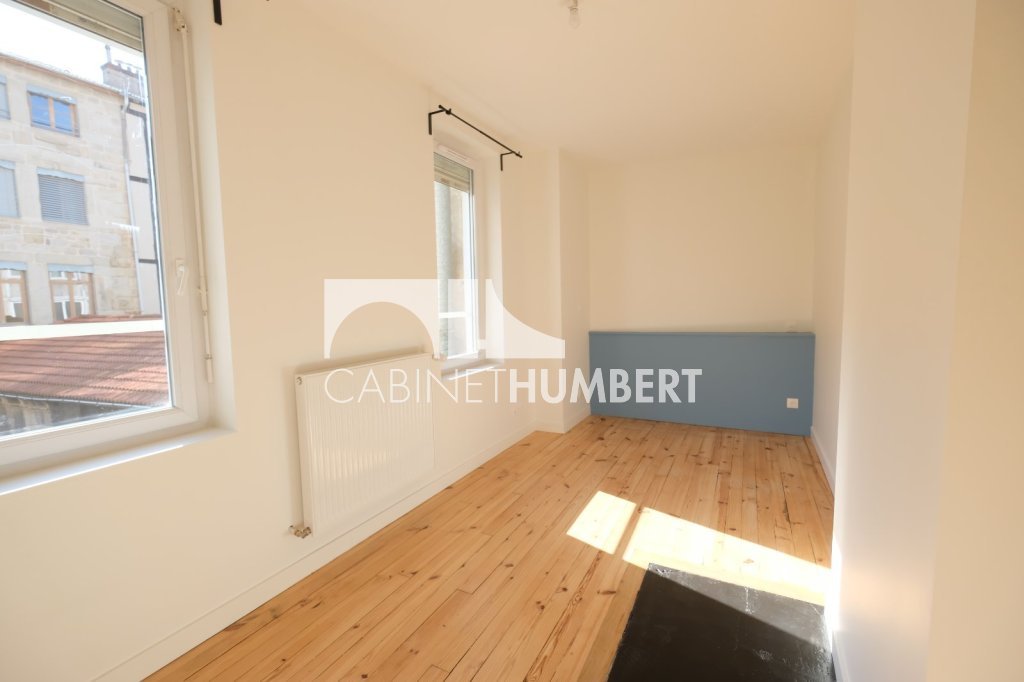 APPARTEMENT T3 A LOUER - ST ETIENNE CENTRE VILLE - 89.18 m2 - 735 &euro; charges comprises par mois