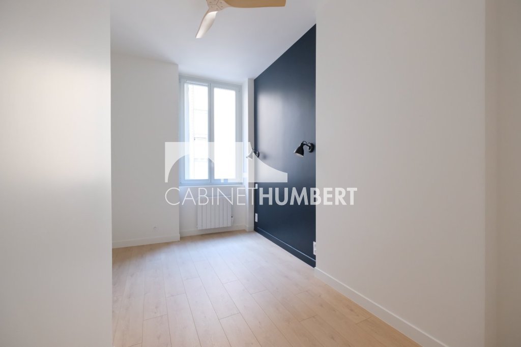 APPARTEMENT T3 A LOUER - ST ETIENNE CENTRE VILLE - 74 m2 - 795 &euro; charges comprises par mois