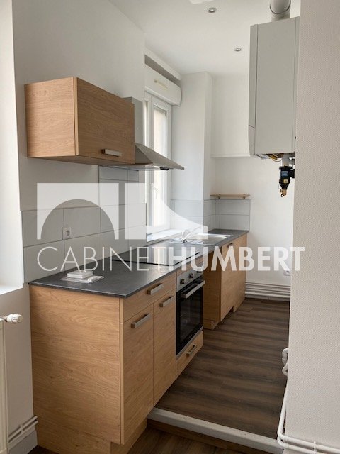 APPARTEMENT T3 A LOUER - ST ETIENNE CENTRE VILLE - 72.04 m2 - 585�&euro; charges comprises par mois