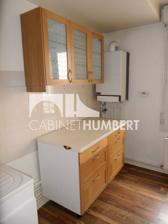 APPARTEMENT T3 A LOUER - ST ETIENNE CENTRE VILLE - 65.05 m2 - 495€ charges comprises par mois