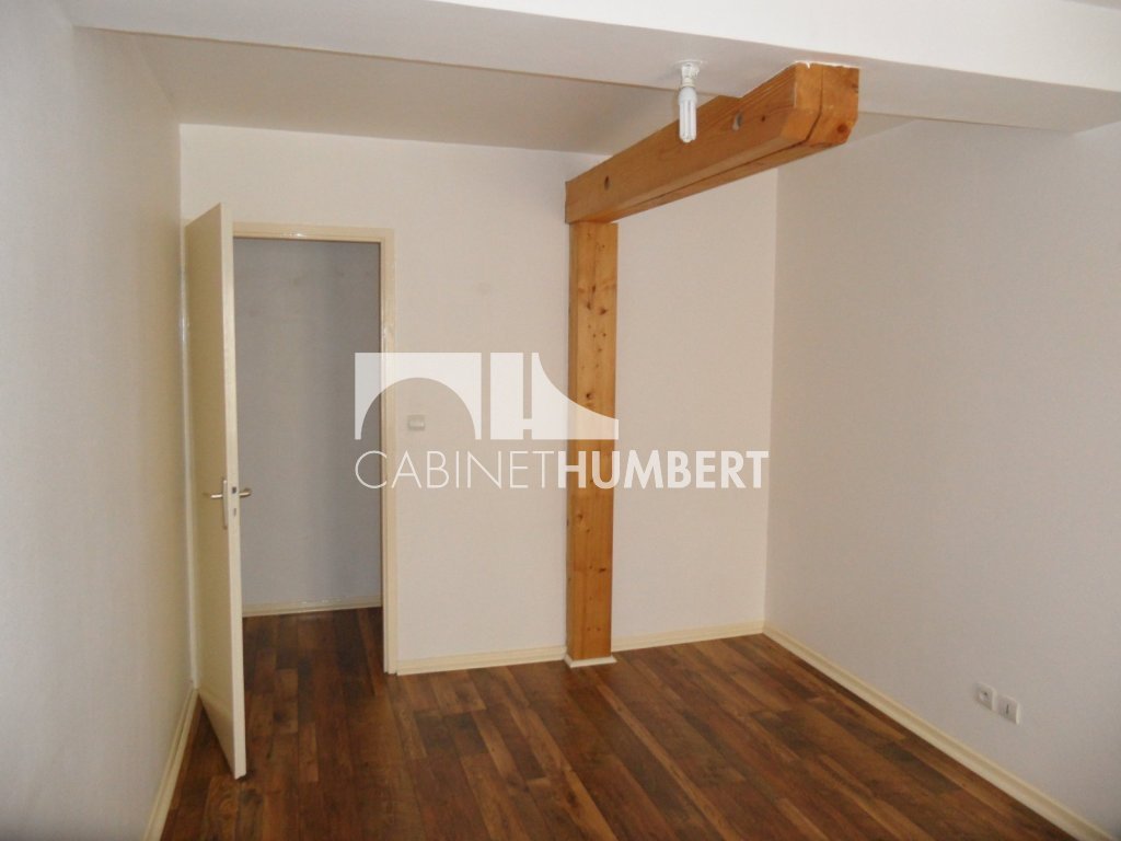 APPARTEMENT T3 A LOUER - ST ETIENNE CENTRE VILLE - 65.05 m2 - 495€ charges comprises par mois