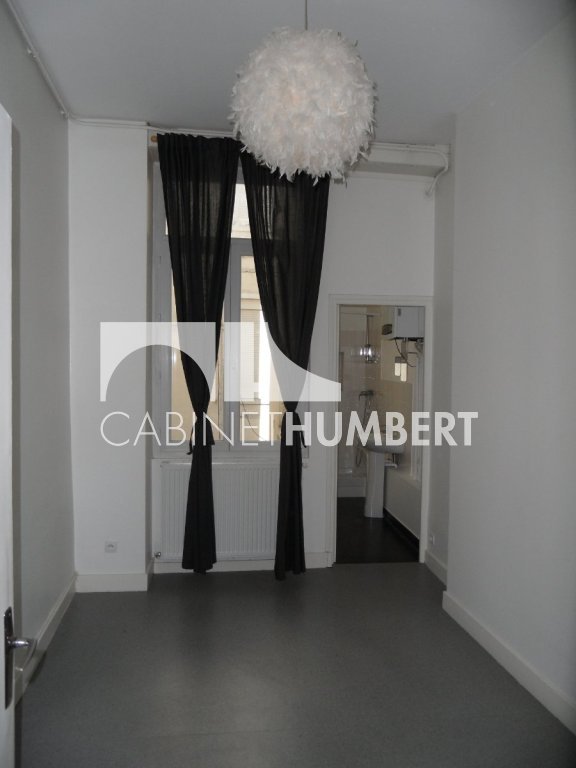 APPARTEMENT T3 A LOUER - ST ETIENNE CENTRE VILLE - 72 m2 - 650 &euro; charges comprises par mois