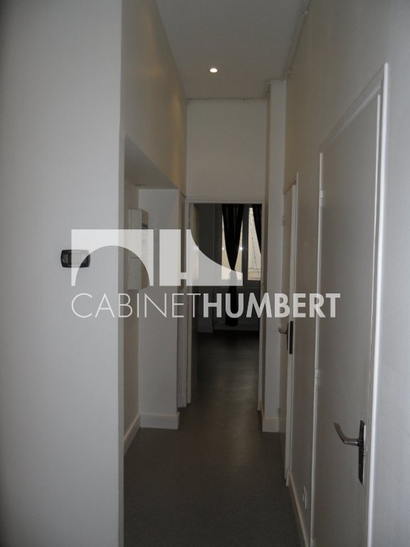 APPARTEMENT T3 A LOUER - ST ETIENNE CENTRE VILLE - 72 m2 - 650 &euro; charges comprises par mois