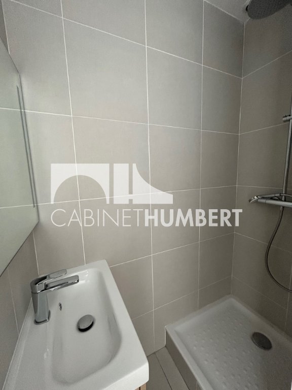 APPARTEMENT T3 A LOUER - ST ETIENNE CENTRE VILLE - 50.78 m2 - 597 &euro; charges comprises par mois