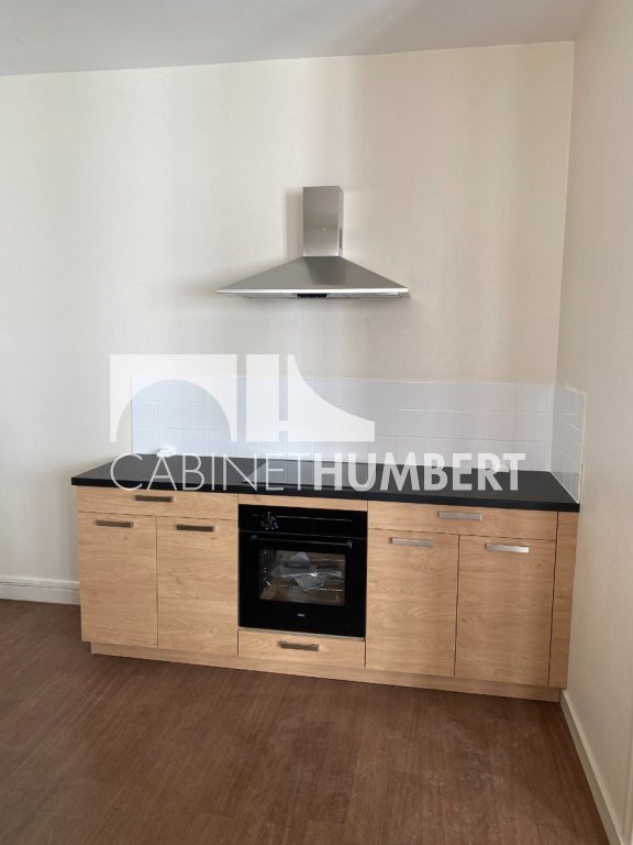 APPARTEMENT T3 A LOUER - ST ETIENNE CENTRE VILLE - 74.77 m2 - 645 &euro; charges comprises par mois