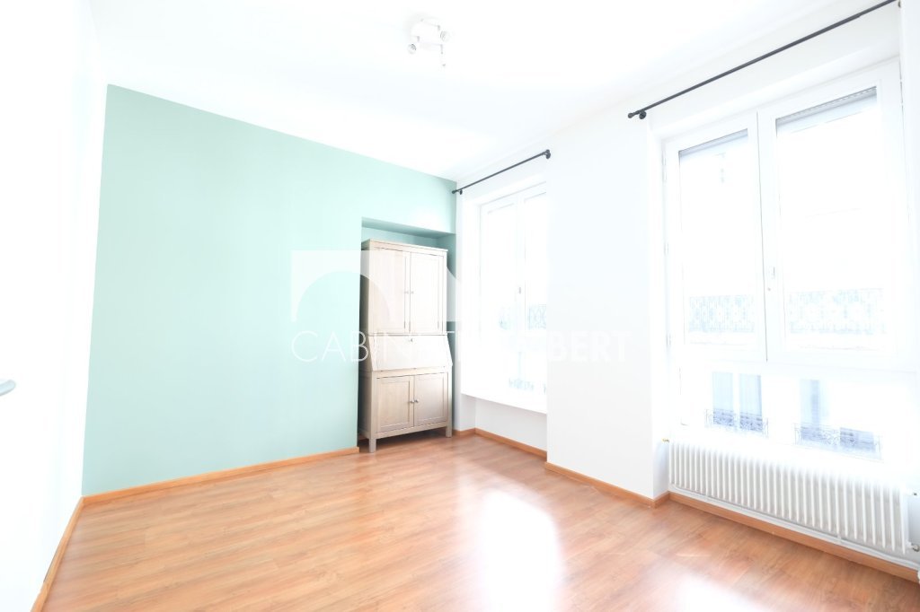 APPARTEMENT T3 A LOUER - ST ETIENNE CENTRE VILLE - 48.75 m2 - 555€ charges comprises par mois