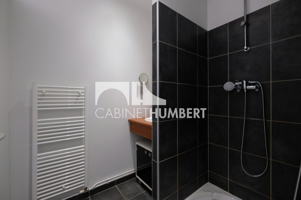 APPARTEMENT T3 A LOUER - ST ETIENNE CENTRE VILLE - 48.75 m2 - 555€ charges comprises par mois